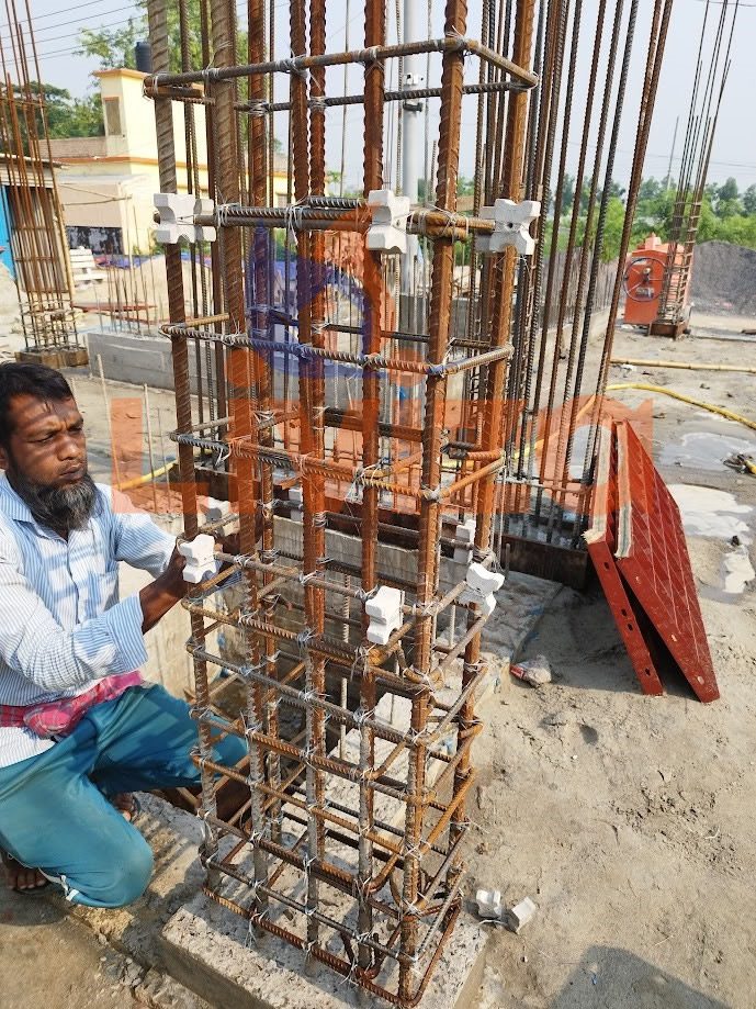 Concrete cover blocks